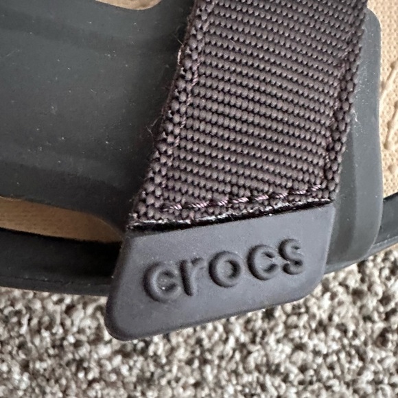 CROCS MEN'S SWIFTWATER EXPEDITION SANDAL, tan & brown SIZE 11 - Picture 6 of 8